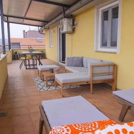 Zaklina 1496 Apartman Póla