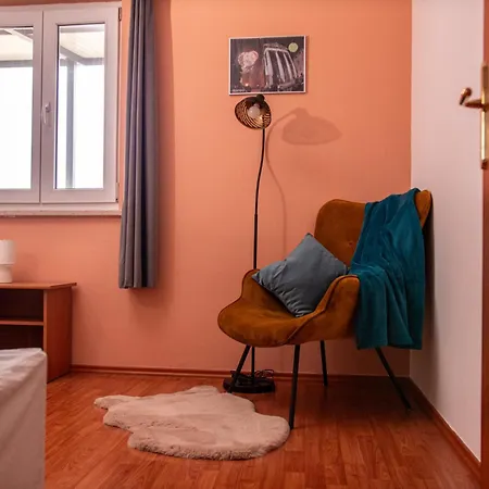 Apartment Zaklina 1496 Pula