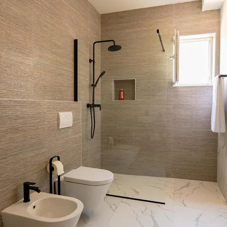 Zaklina 1496 Apartment