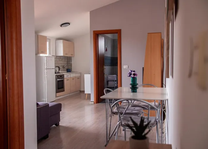 דירה Zaklina 1496 *