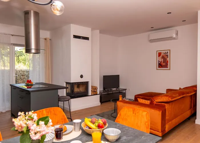 Zaklina 1496 דירה