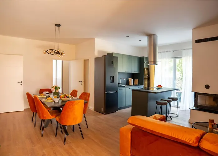 דירה Zaklina 1496 *